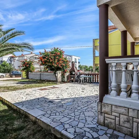 Apartment Riviera Goran