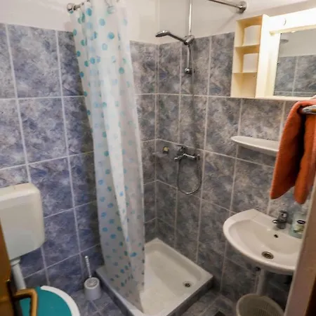 Apartment Riviera Goran