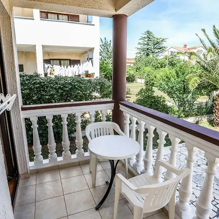 Apartment Riviera Goran *