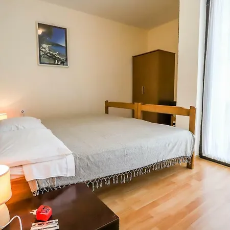 Apartment Riviera Goran